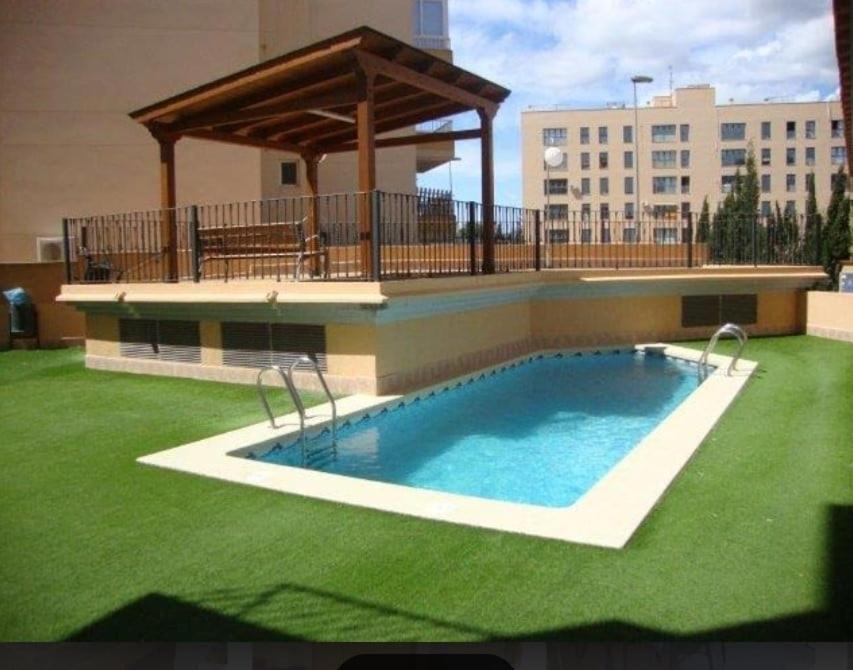 Bonito apartamento con Piscina, Garaje,terraza en playa Canet dos habitaciones, servicios cerca - B&B Canet d'En Berenguer