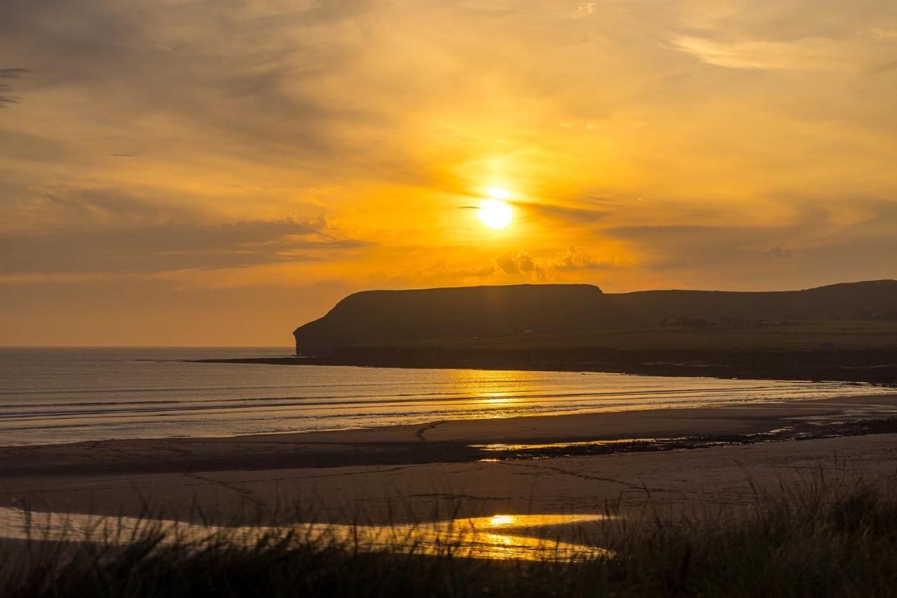 Short Walk to the Beach - 2 Guests - Free Parking - B&B Thurso