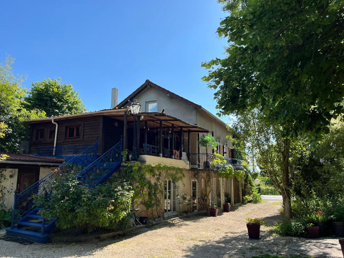 Couleurs de la vie - Chambres d'Hôtes et Gîte - B&B Cormatin