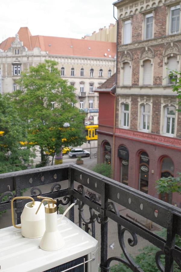 Superior Apartment with Balcony