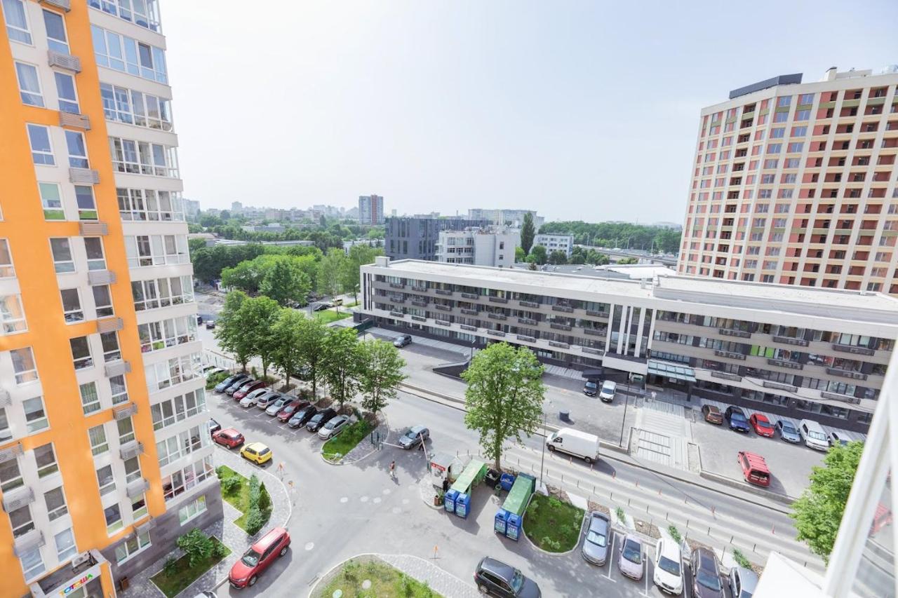 Nyvky Like Home - Нивки Парк з балконом та ванною 45 - B&B Kyiv