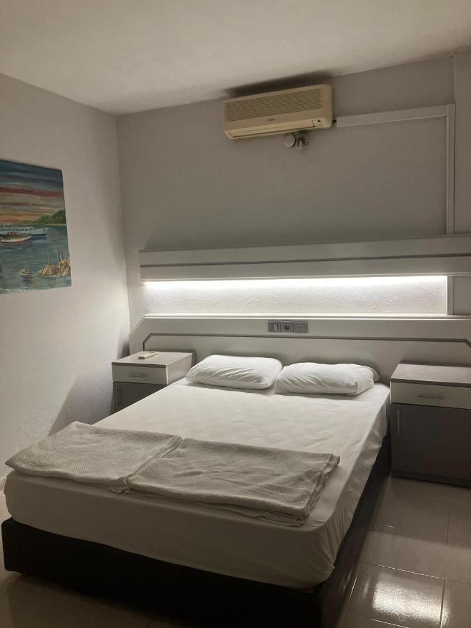 One-Bedroom Apartment with Balcony