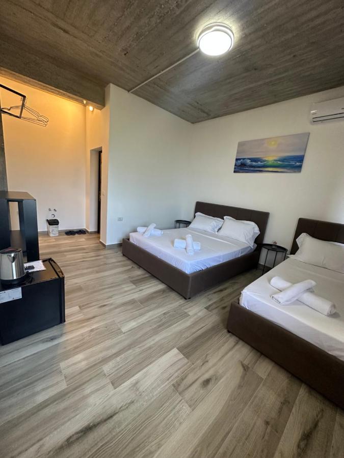 Dreibettzimmer mit Meerblick