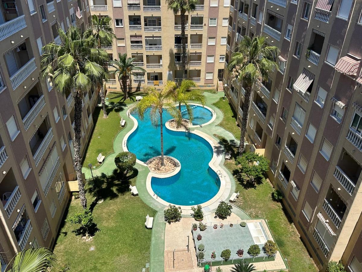 Triple Five Apartment - Ferienwohnung Torrevieja