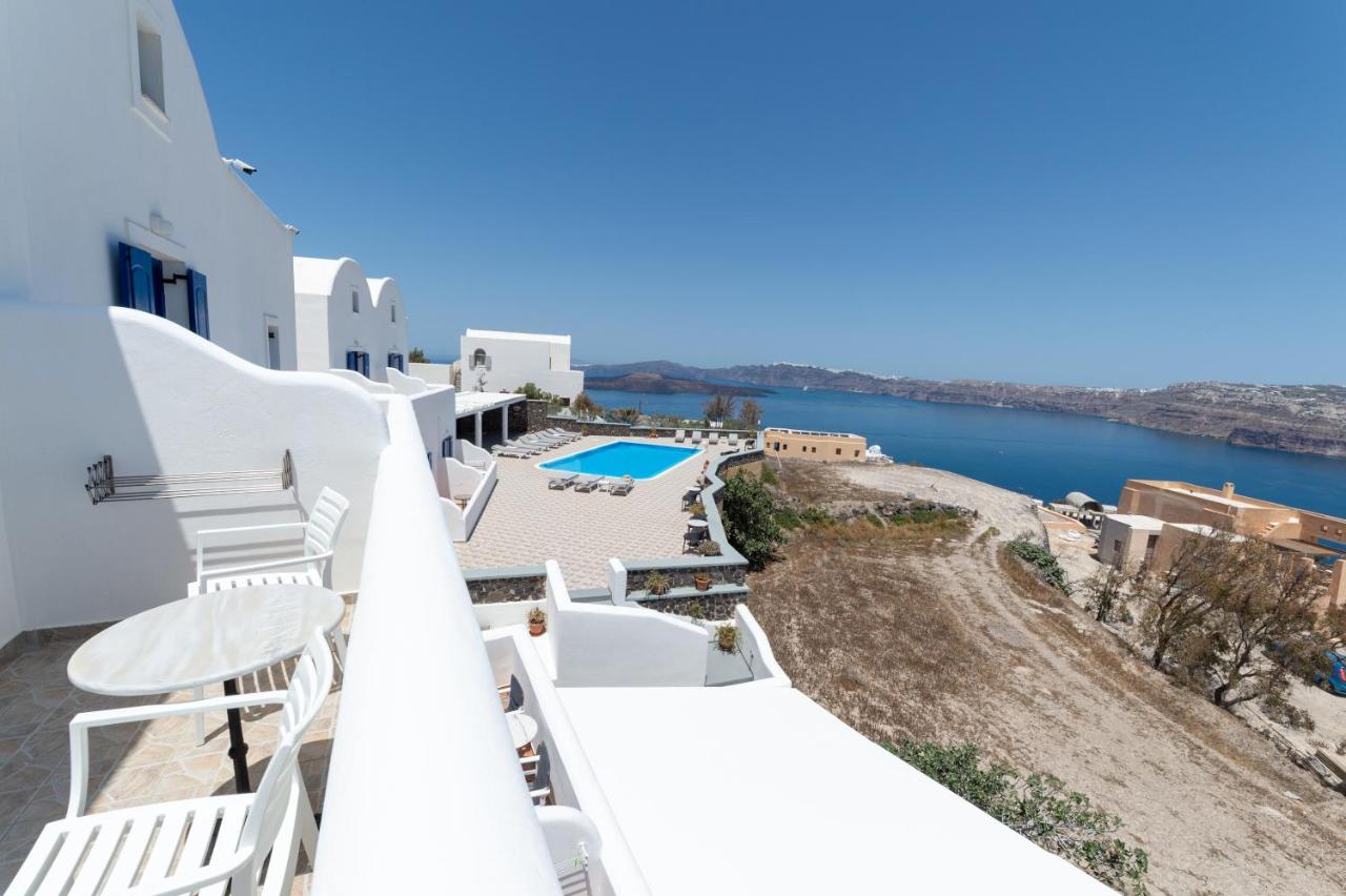 Studio with Caldera View