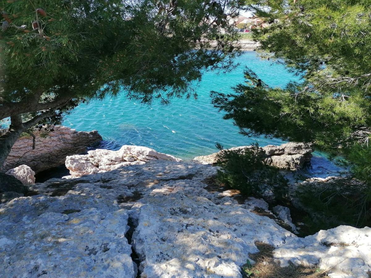charming studio Carro-25 m2 - garden - close to beaches - B&B Martigues