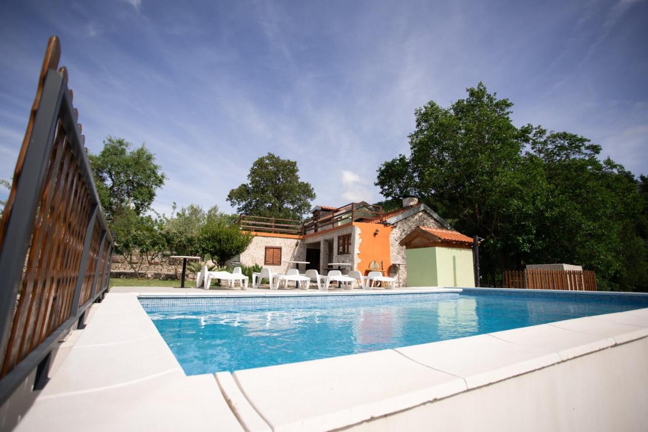 Villa Mramor - Bed and Breakfast Neum