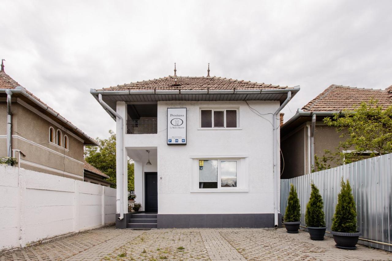 La Maison Blanche - Bed and Breakfast