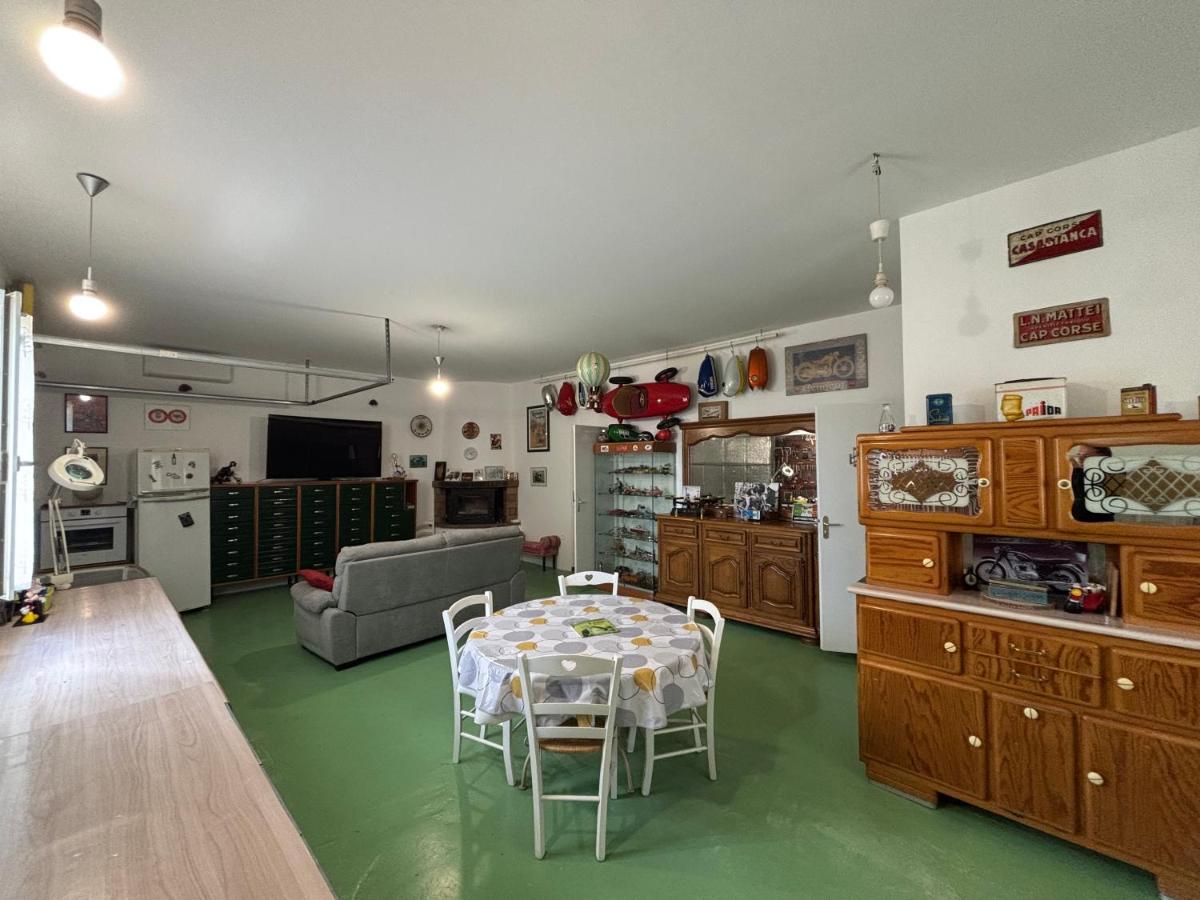 Bas de villa Sarrola Carcopino - B&B