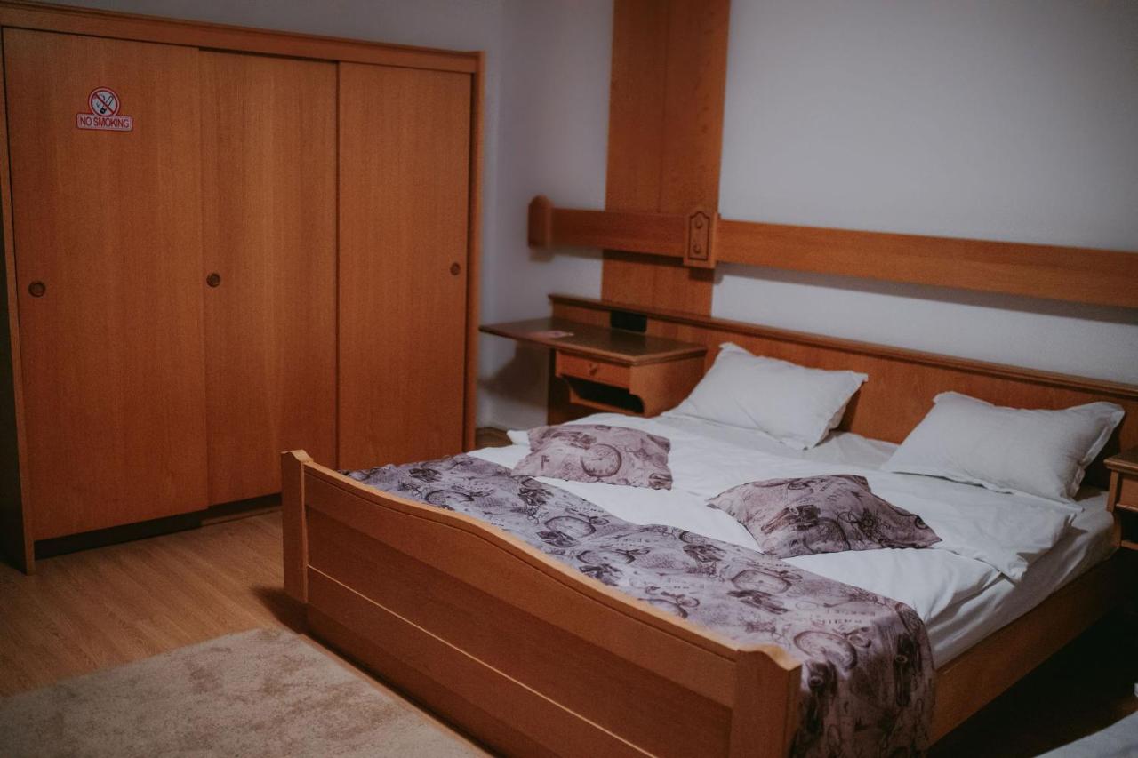 Deluxe Doppelzimmer mit Dusche