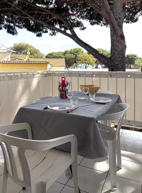 Grand studio LA VAGUE - Bed and Breakfast Cavalaire-sur-Mer