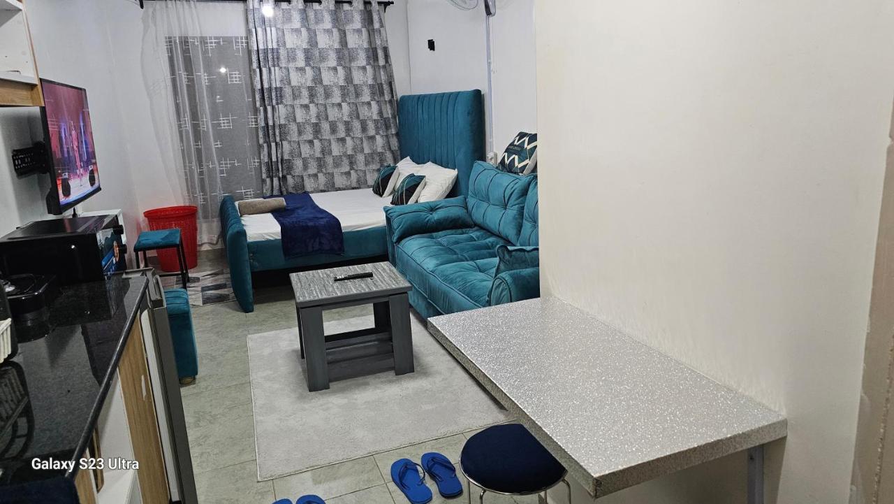 Pazoori Stays Superior Studios - Ferienwohnung