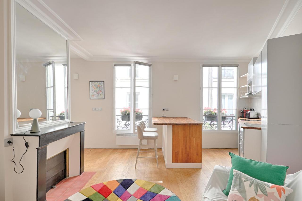 Cosy flat - Luxembourg Garden - Saint Germain des Prés - B&B Parigi