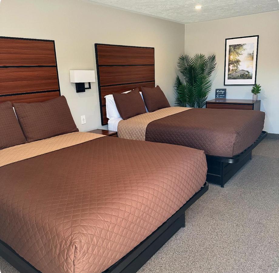 Zimmer mit 2 Queensize-Betten