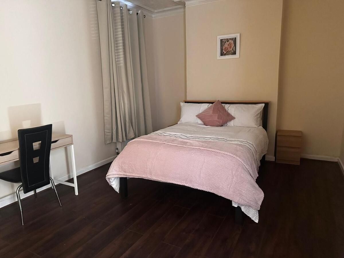 Lovely home in Manchester - B&B