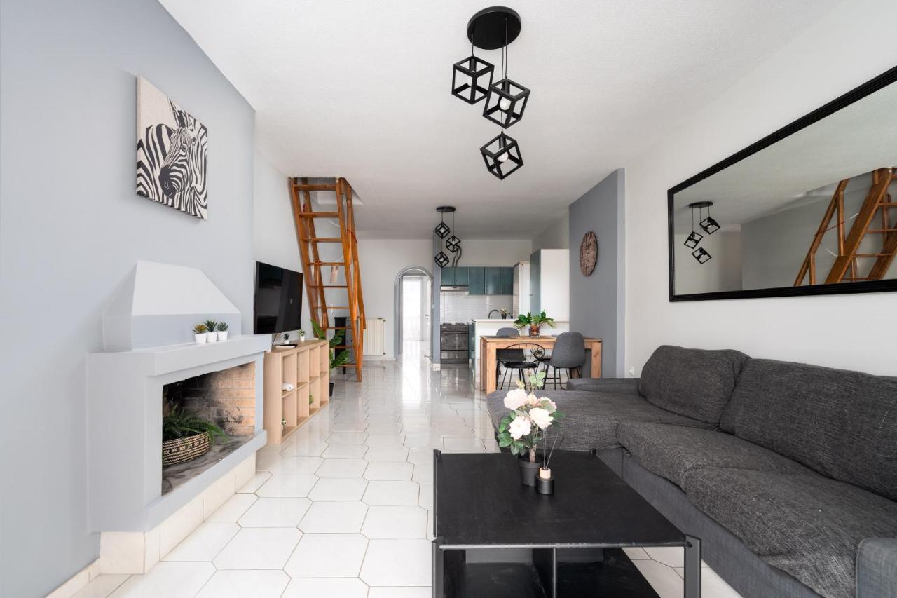 Thalori Akra escape - B&B