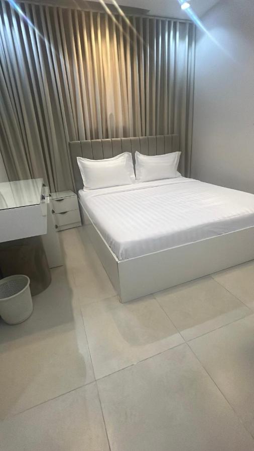 One-Bedroom Family Apartment