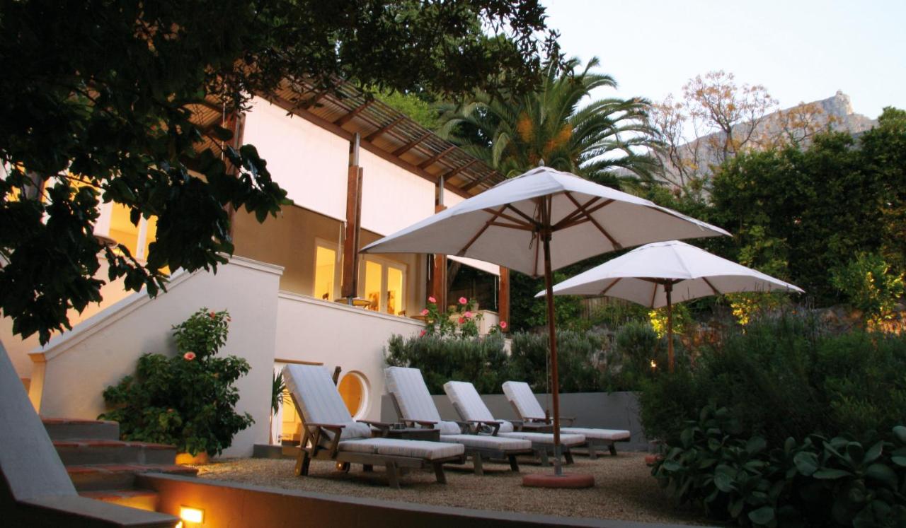 Four Rosmead Boutique Guesthouse - B&B Cape Town