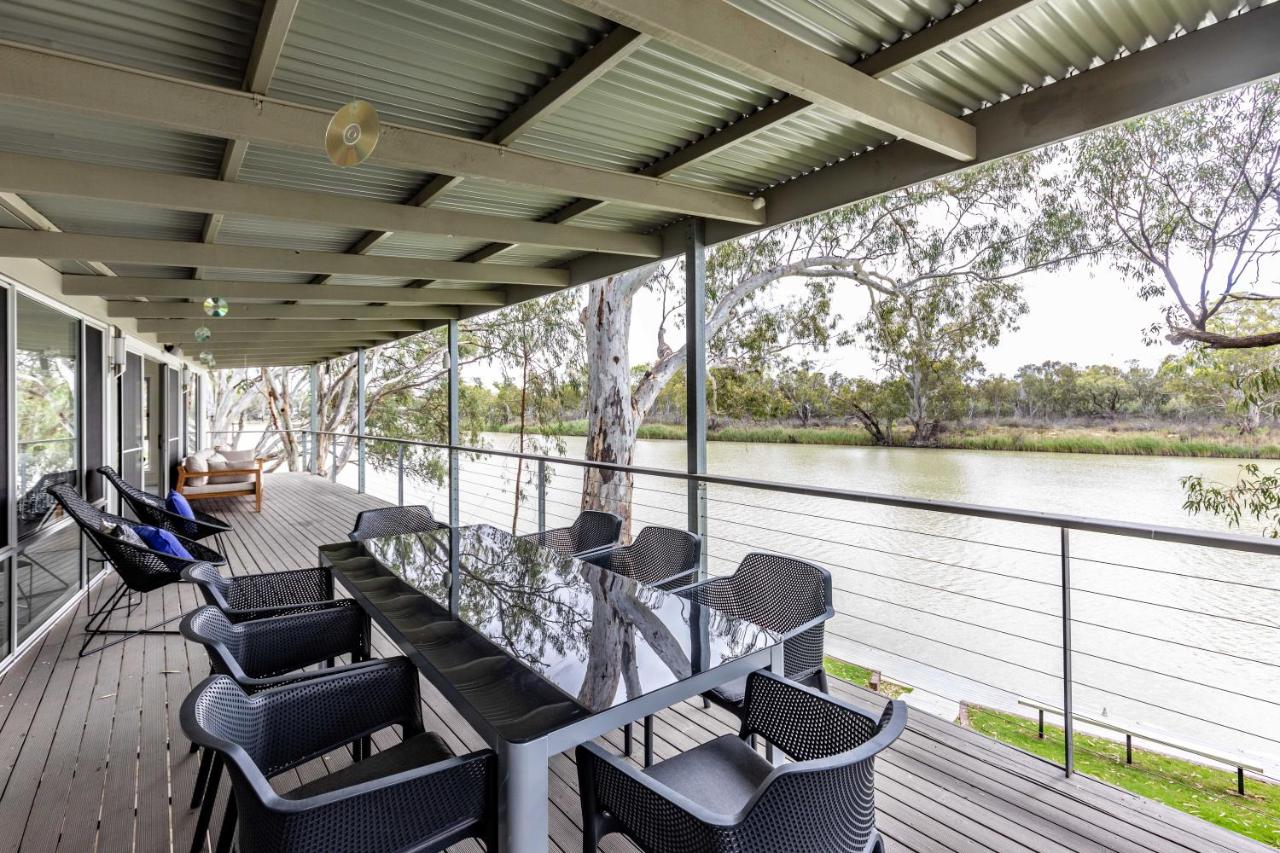 25 Shack Road - Brenda Park - B&B
