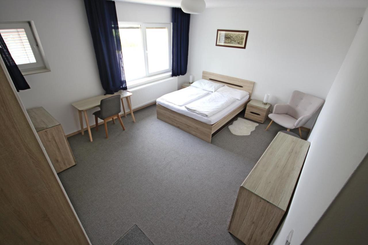 Deluxe Double Room with Shower