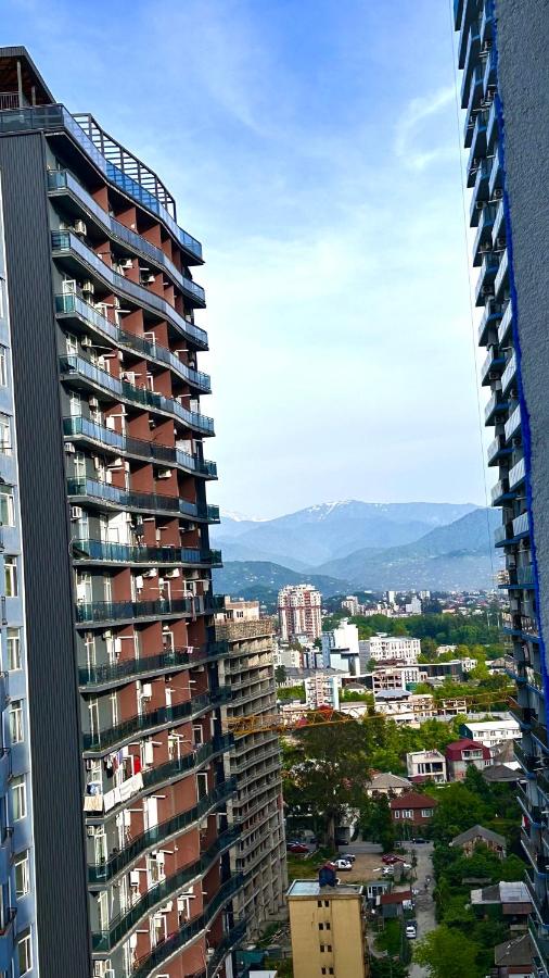 Cozy studio with a balcony and sea view - Ferienwohnung Batumi