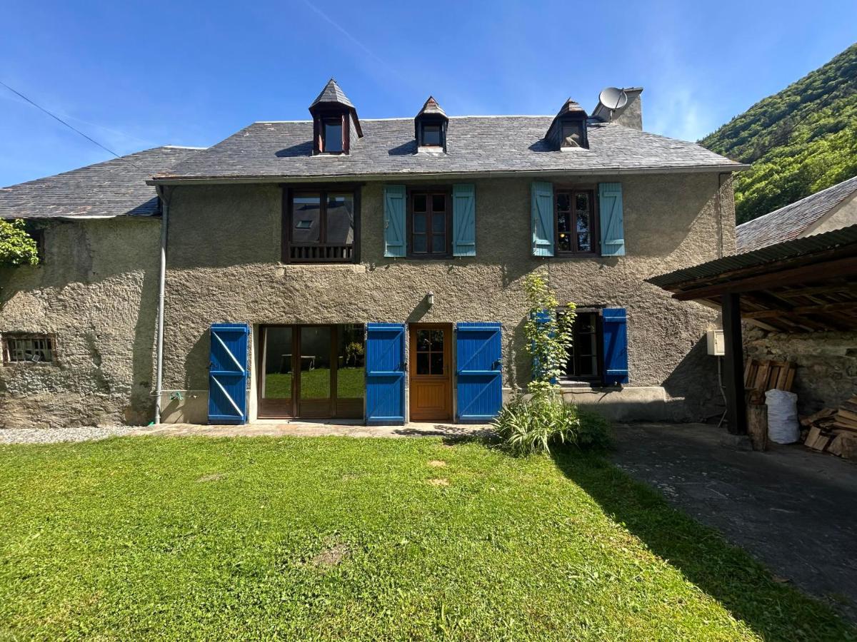 Grande maison chaleureuse - B&B Bazus-Aure