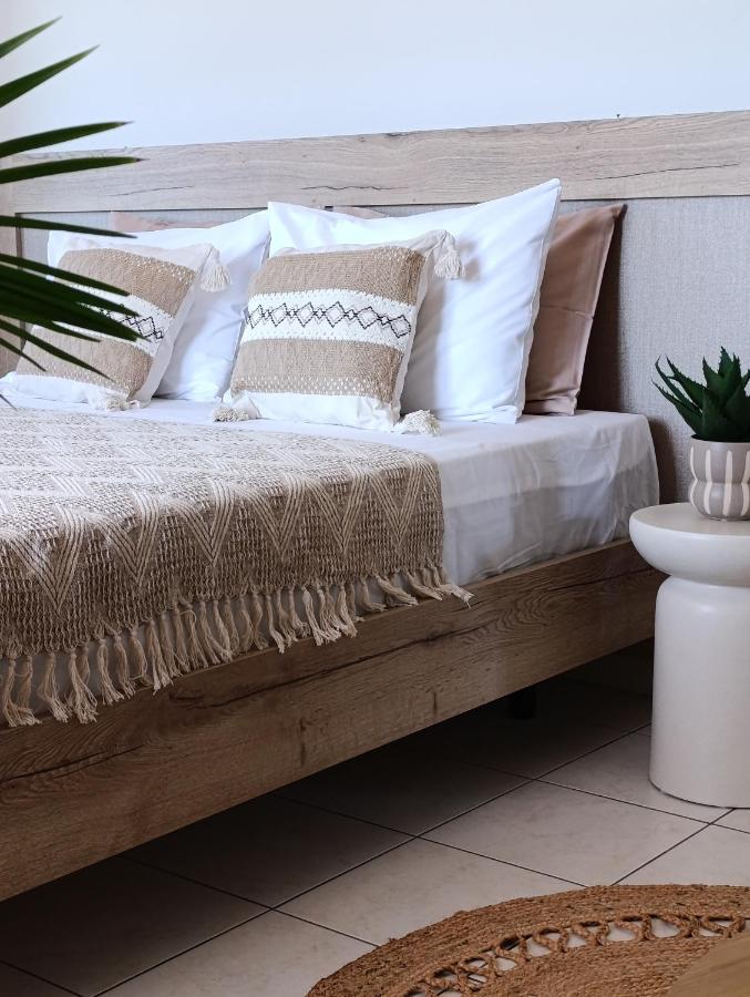 Plakourakia - B&B Finikas