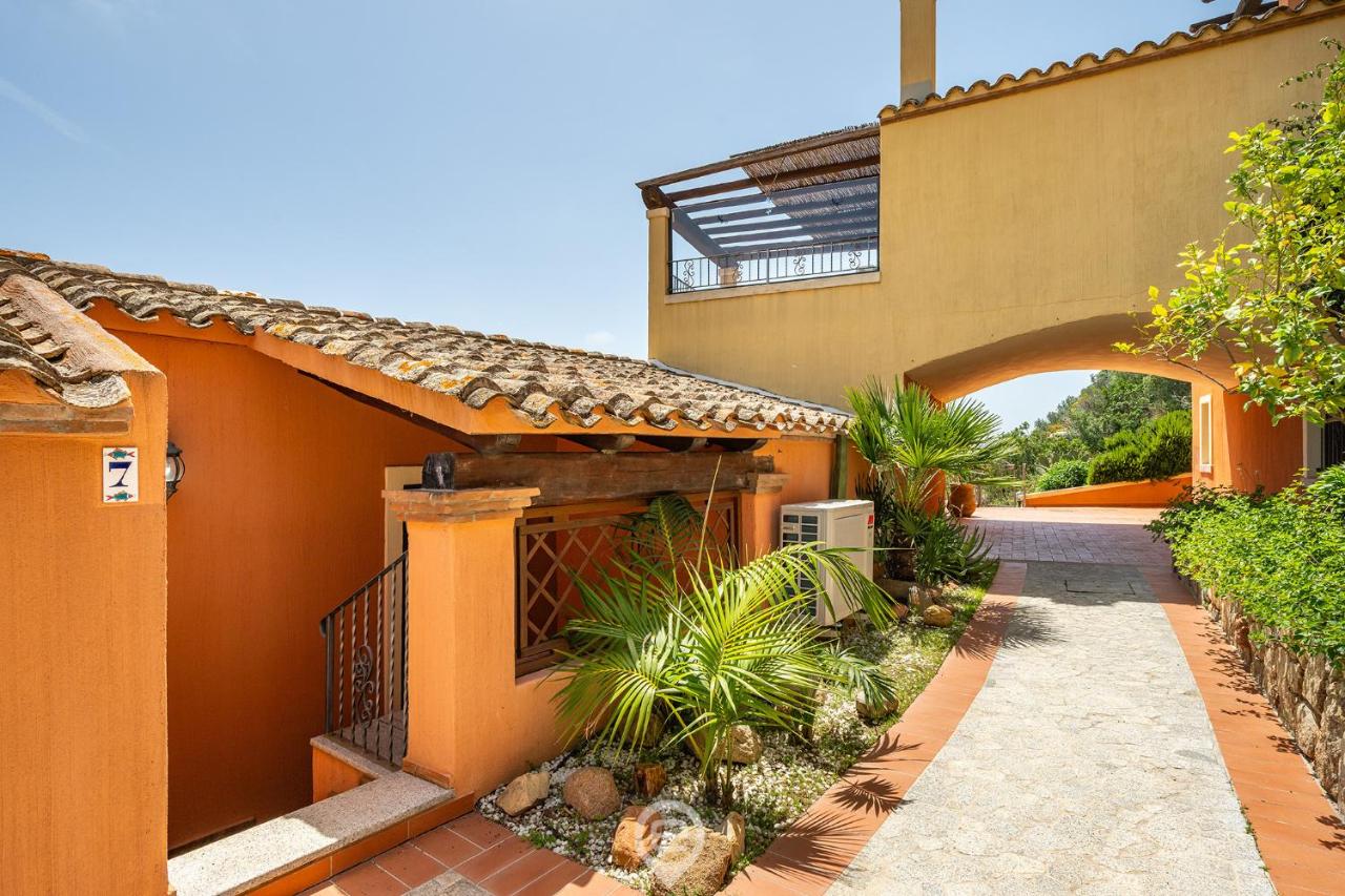 Cliffside Blue - Ferienwohnung Costa Rei