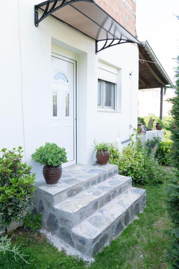 Catherine's Seaside House A - B&B Stómion