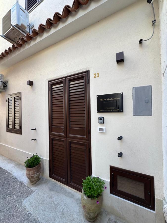 Manenti Holiday House - Ferienwohnung Noto