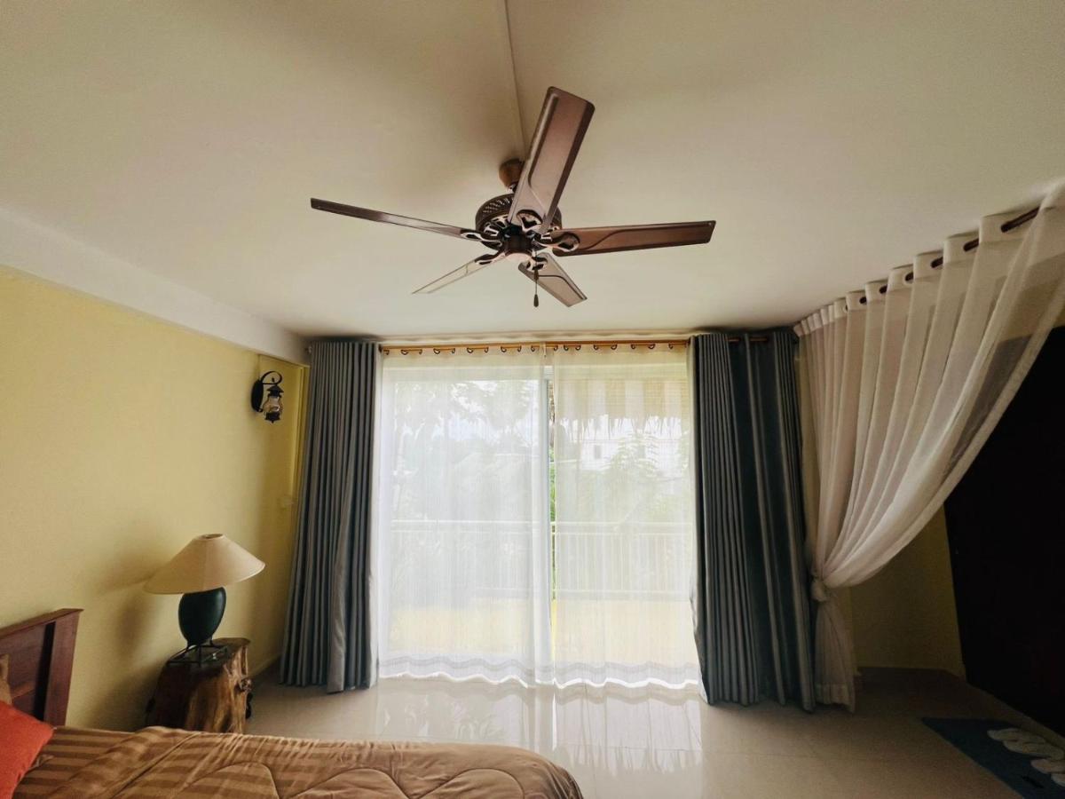 Deluxe Double Room (2 Adults + 1 Child)