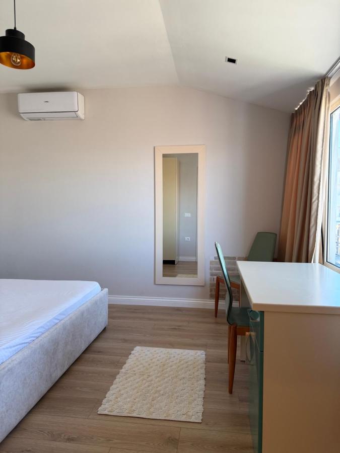 classy apartment Lea 3 - B&B Durazzo