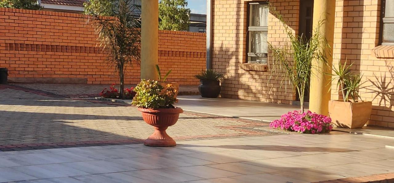 NobelAqua Suites - B&B Maseru