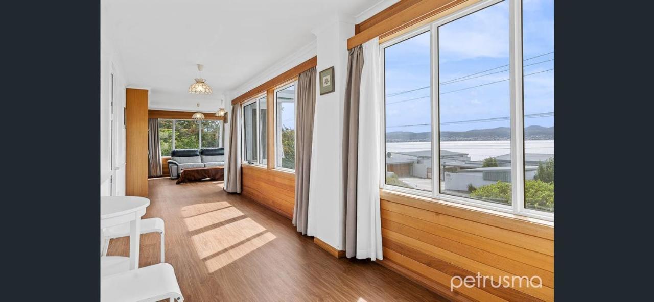 Beautiful house with sea view - B&B