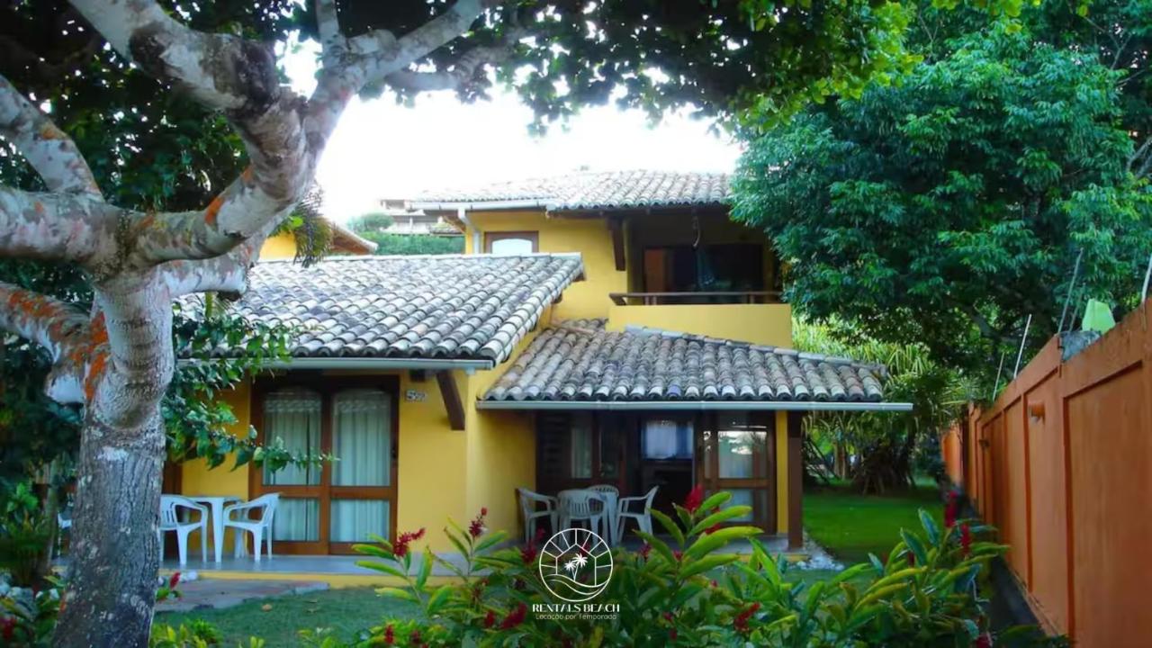Casa em Arraial D'ajuda - Praia do Mucugê - Bahia - 40mts da praia - Ar condicionado - Churrasqueira - Smart Tv - Wifi - Piscina - Vaga para carro - B&B