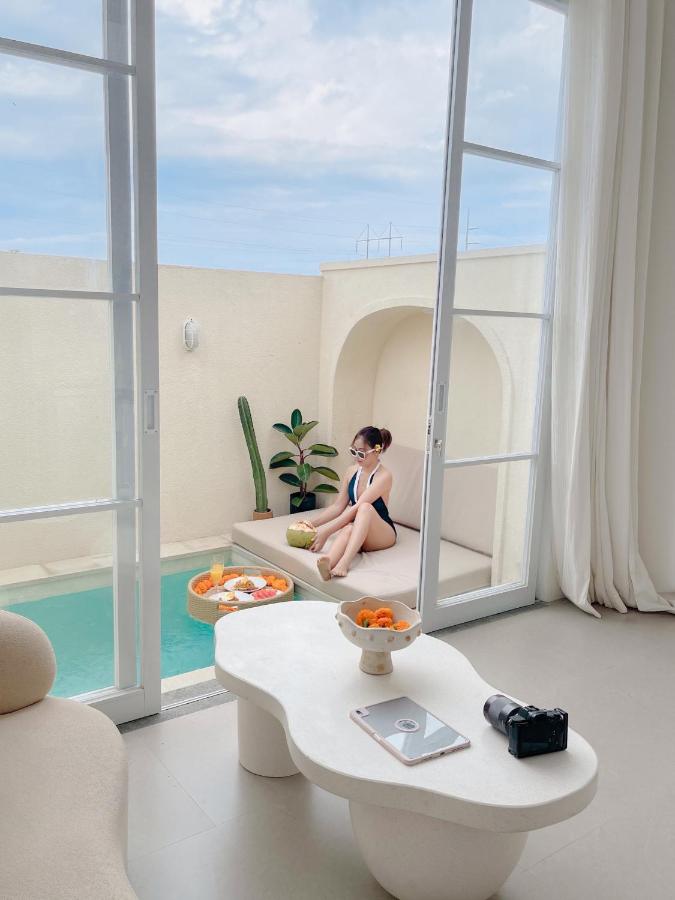 Villa Azura - B&B Porenyah