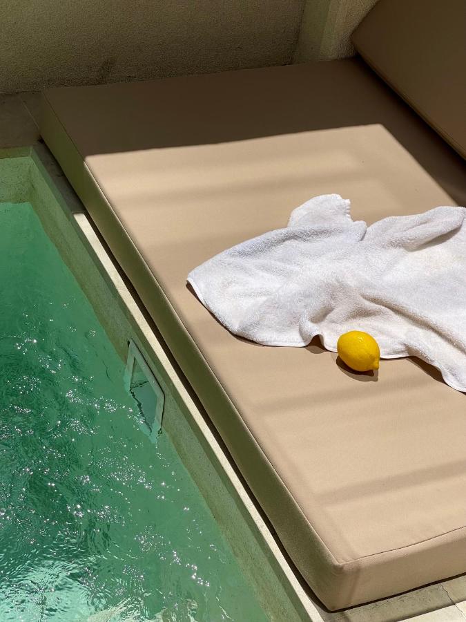 Villa Azura - B&B Porenyah