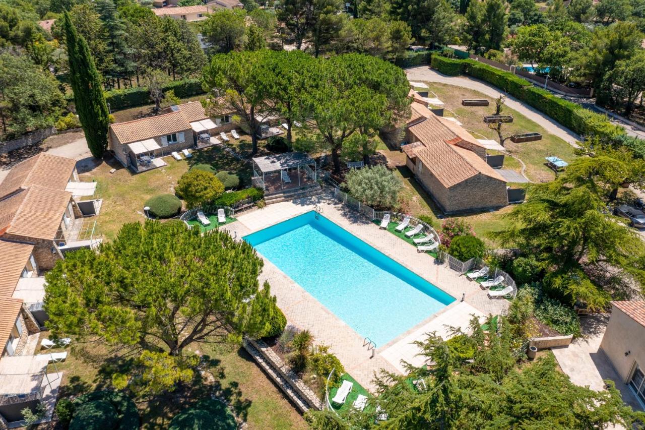 Small T2 cottage in provencal style - B&B