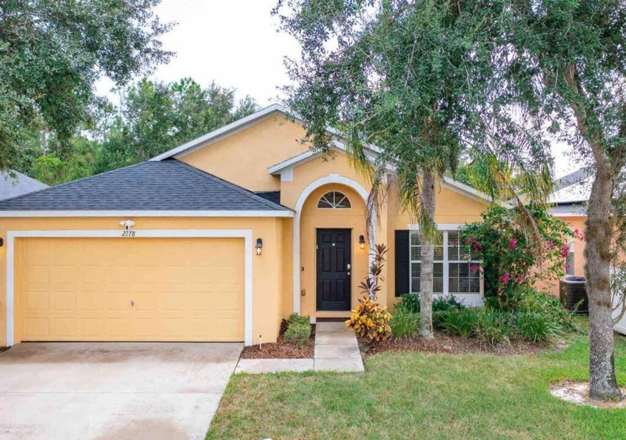5 bedroom, 7 bed , 3 bathroom Midterm Rental Home with Pool and Game room, near Disney - B&B