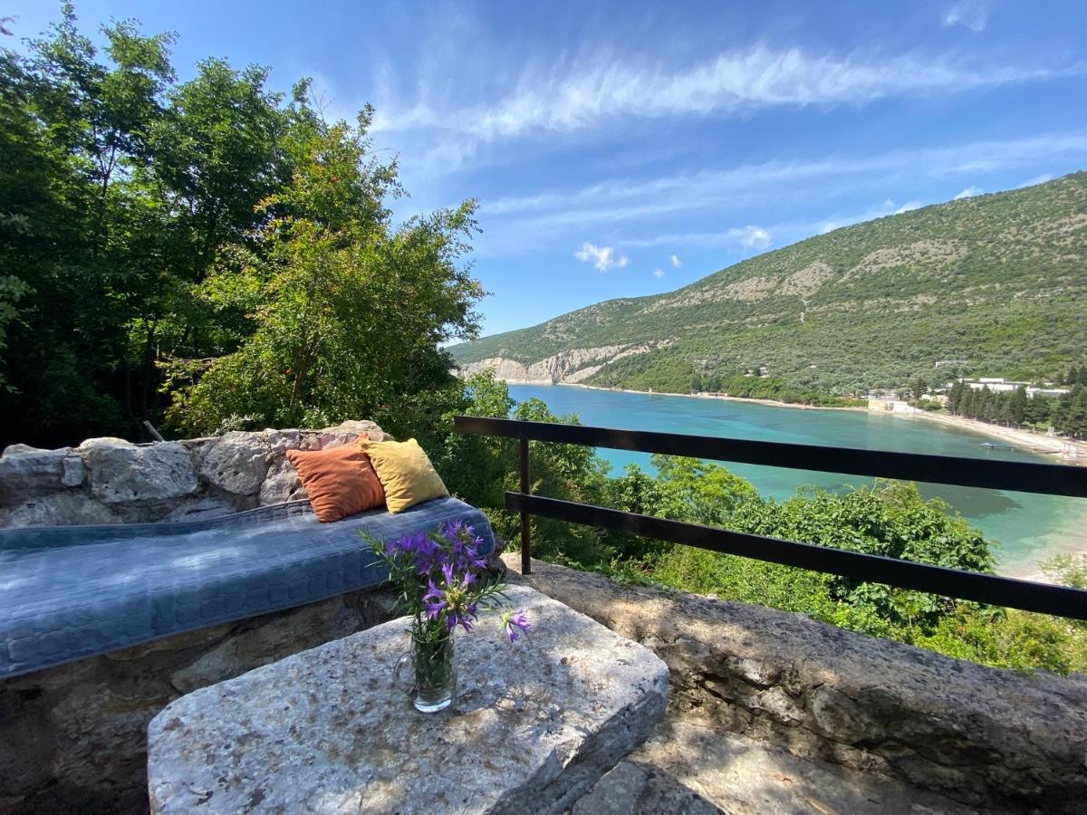 Stone & Sea house - B&B Valdanos