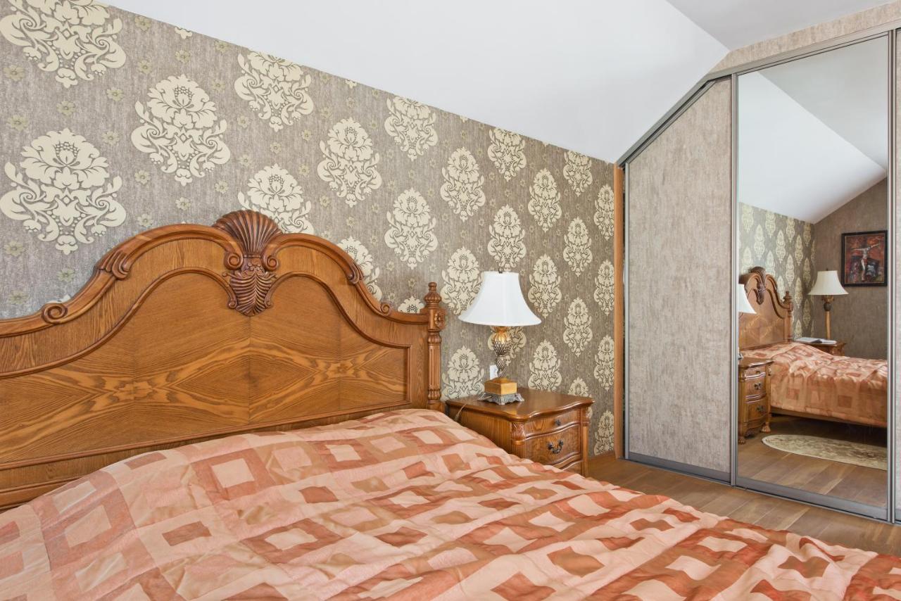 Deluxe Double Room with Shower
