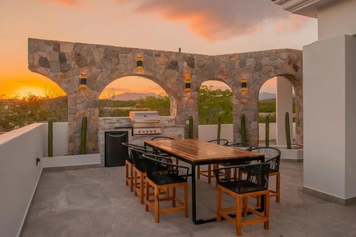 Elegant 6BR Oasis with Ocean Views Pool & Golf - Ferienwohnung San José del Cabo