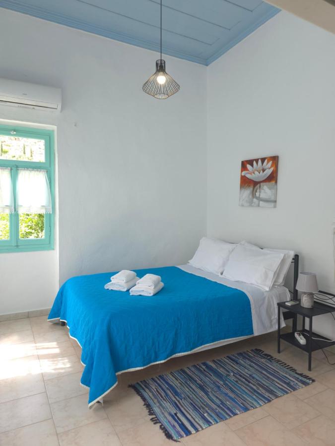 Symi Fos House - B&B
