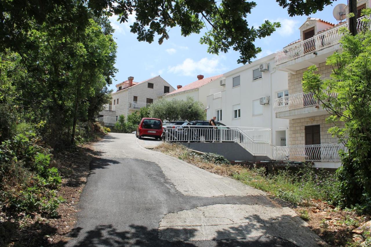 Apartments Dino - Bed and Breakfast Cavtat