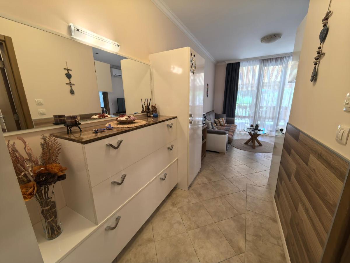 Stela Apartment in Santa Marina Holiday - B&B Sozopol