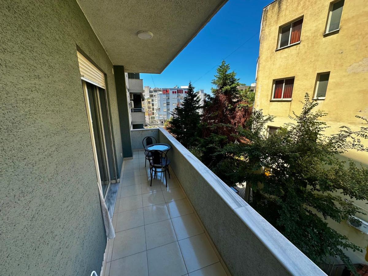 Emmy Apartments - B&B Durrës