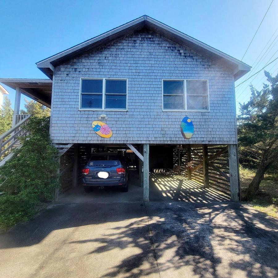 SpongeBob's Pineapple Getaway - B&B Avon