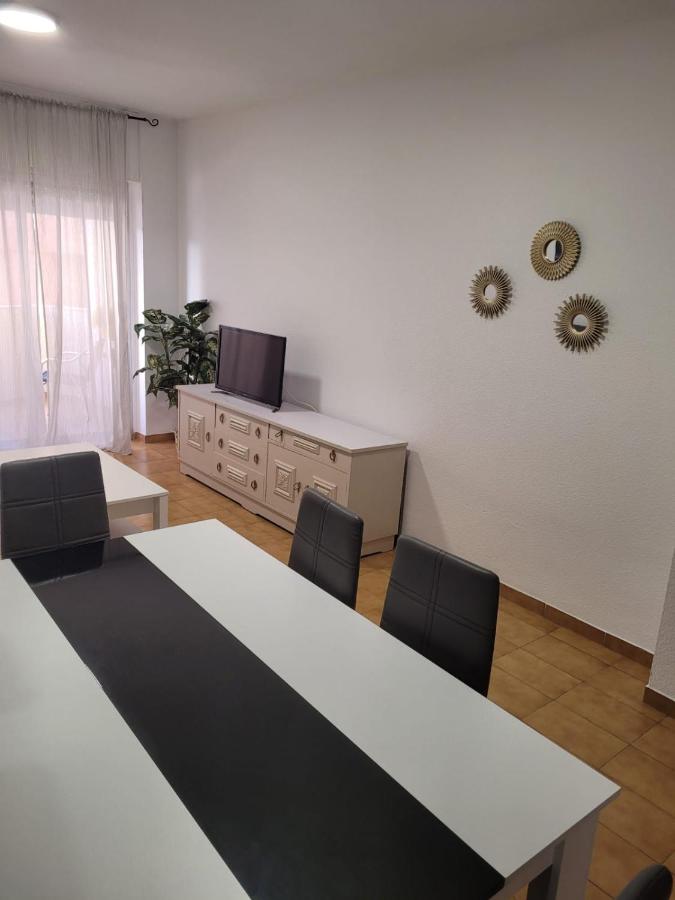 Apartamento Montserrat - Ferienwohnung Almería