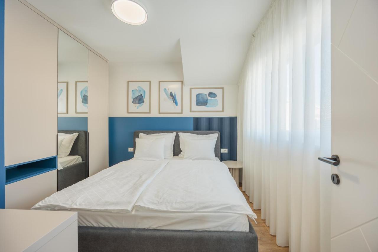 Appartement met 1 Slaapkamer, Uitzicht op Zee en een Balkon.