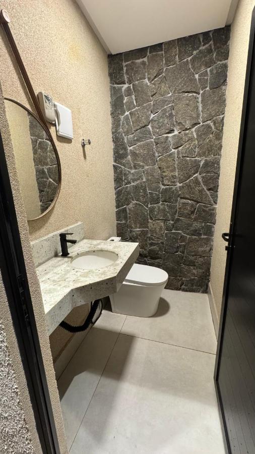 Casa Pinheiro - B&B Goiânia